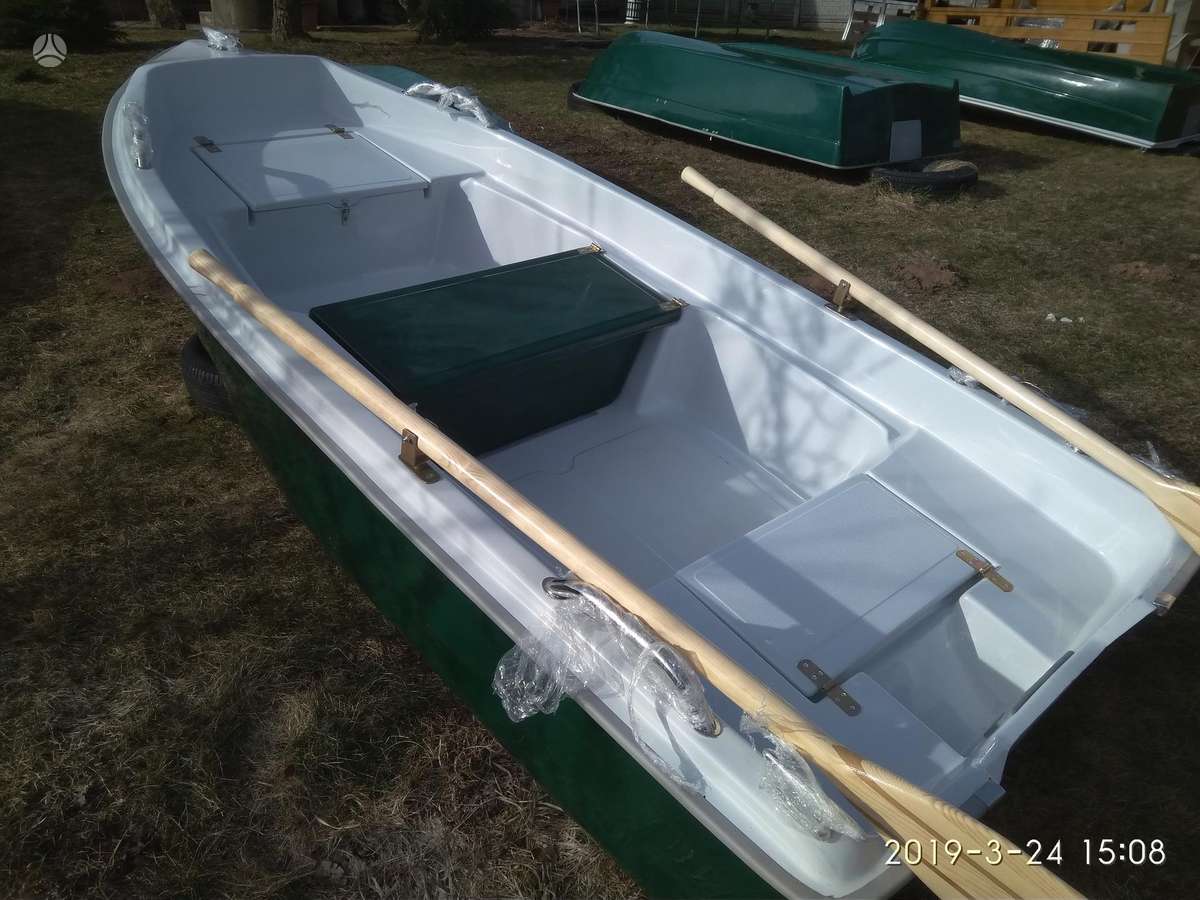 Autoplast Trimaranas, plastikinės valtys