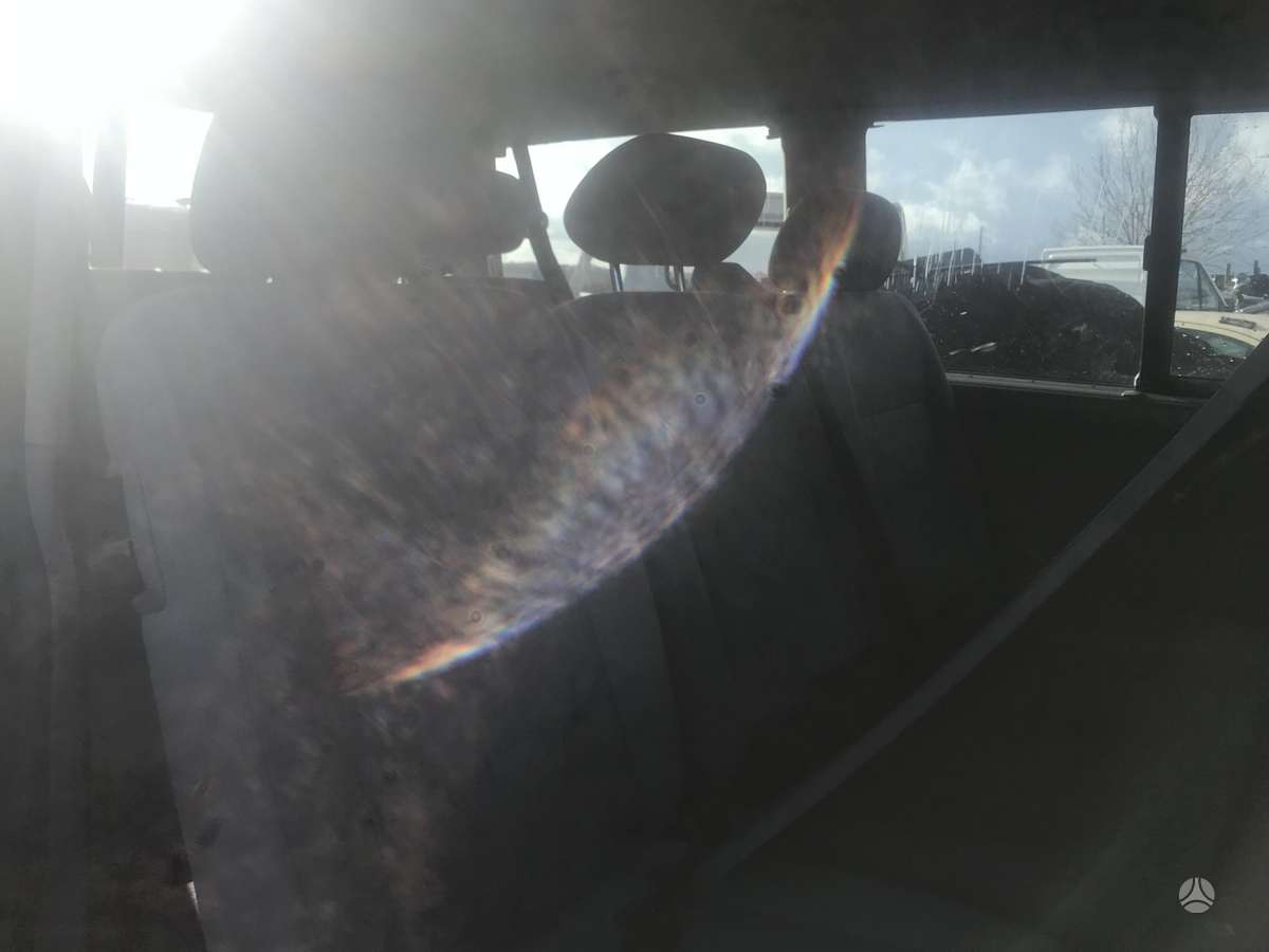 Volkswagen Caravelle по частям