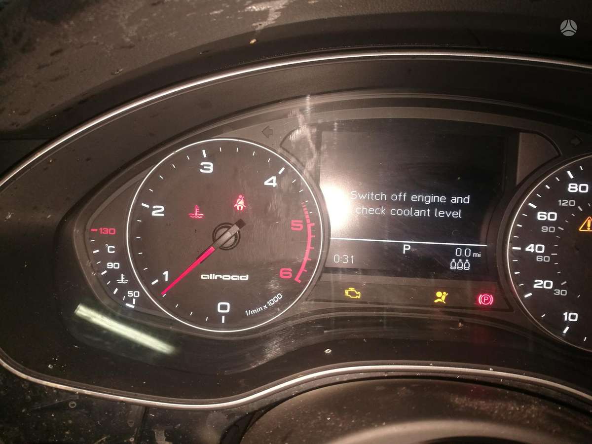 Audi A6 allroad dalimis. Variklio kodas cla