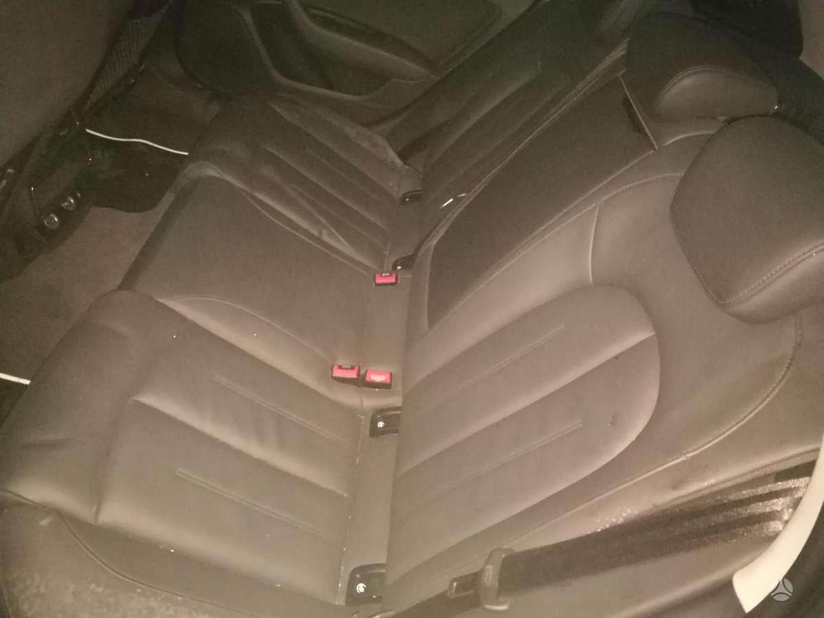 Audi A6 allroad по частям. Variklio kodas cla