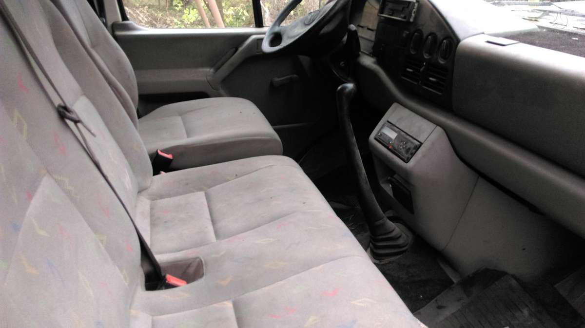 Volkswagen LT, passenger vans