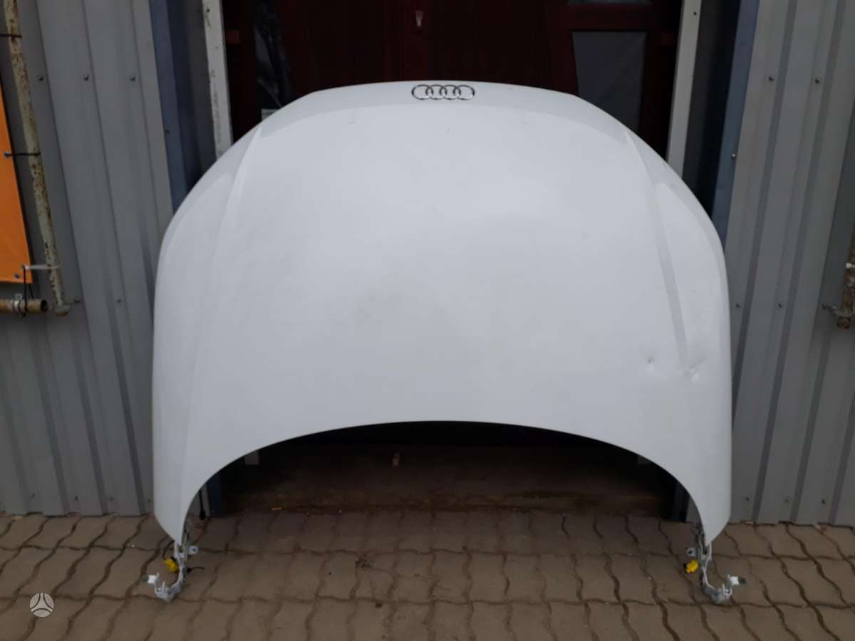Audi TT dalimis. Anglas dalimis s line apdaila