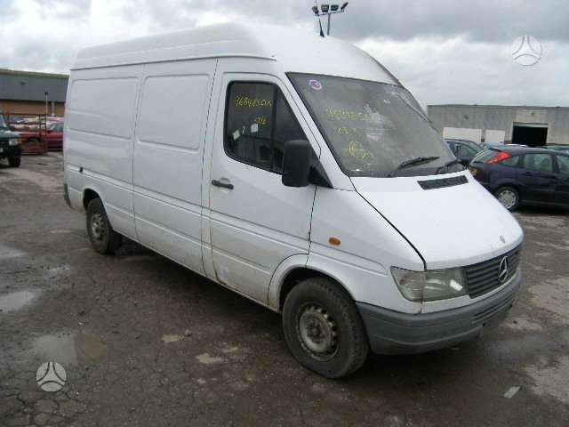 Mercedes-Benz Sprinter, cargo vans