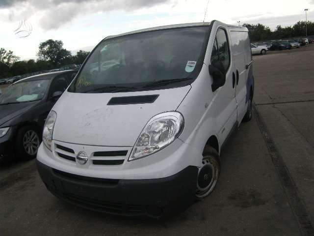 Nissan Primastar, buses