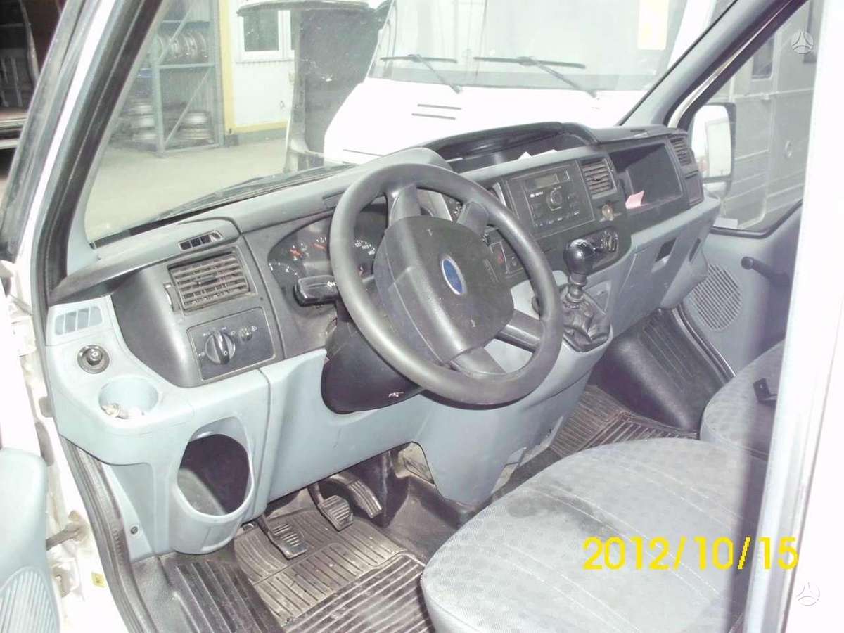Ford Transit, autobusi