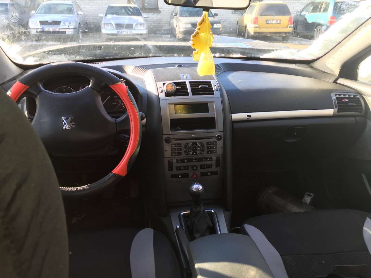 Peugeot 407