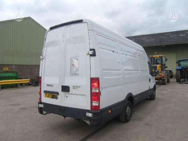 Iveco 35S12, cargo vans