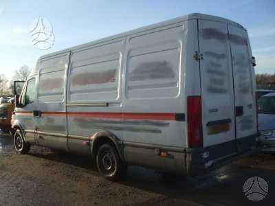 Iveco 35S11 2.8HDI, preču