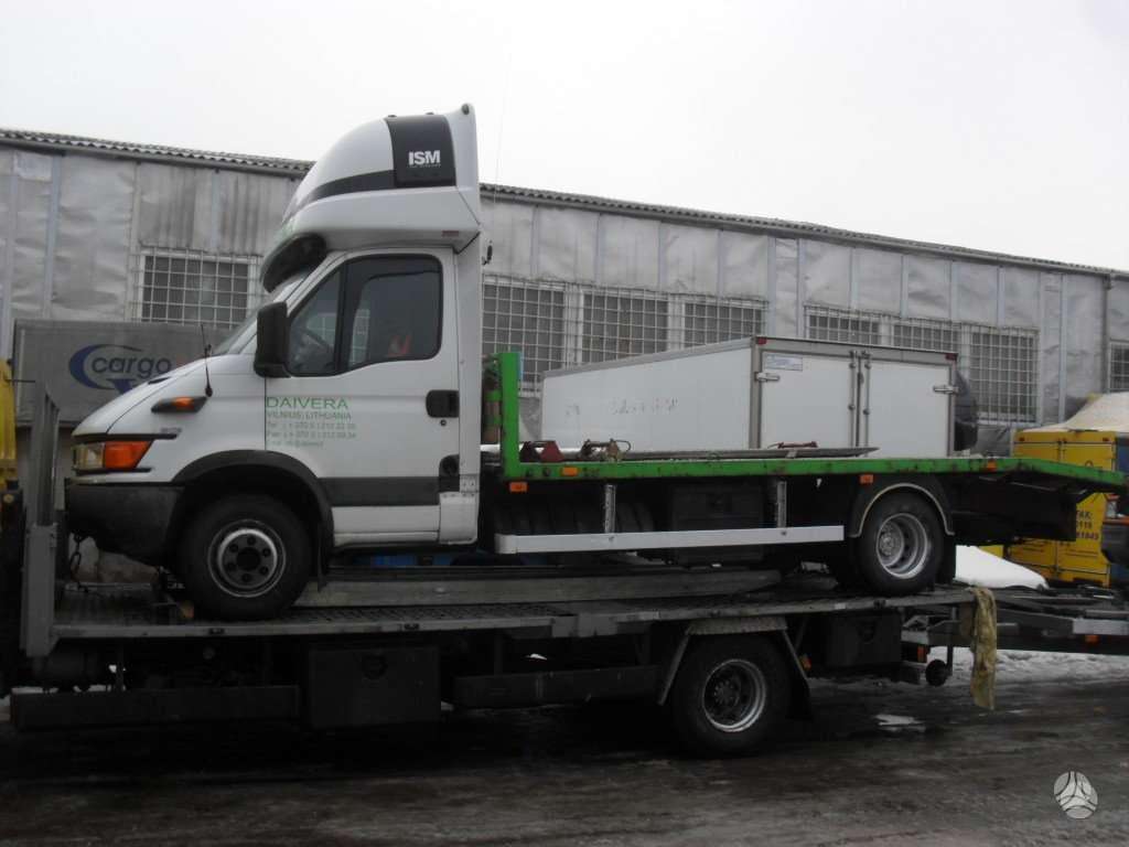 Iveco 65C15, krovininiai mikroautobusai