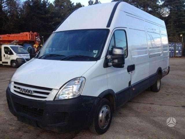 Iveco 35C15, грузовые микроавтобусы