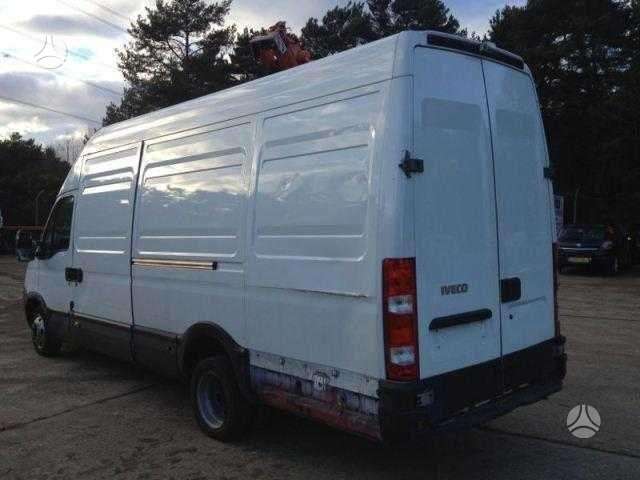Iveco 35C15, preču