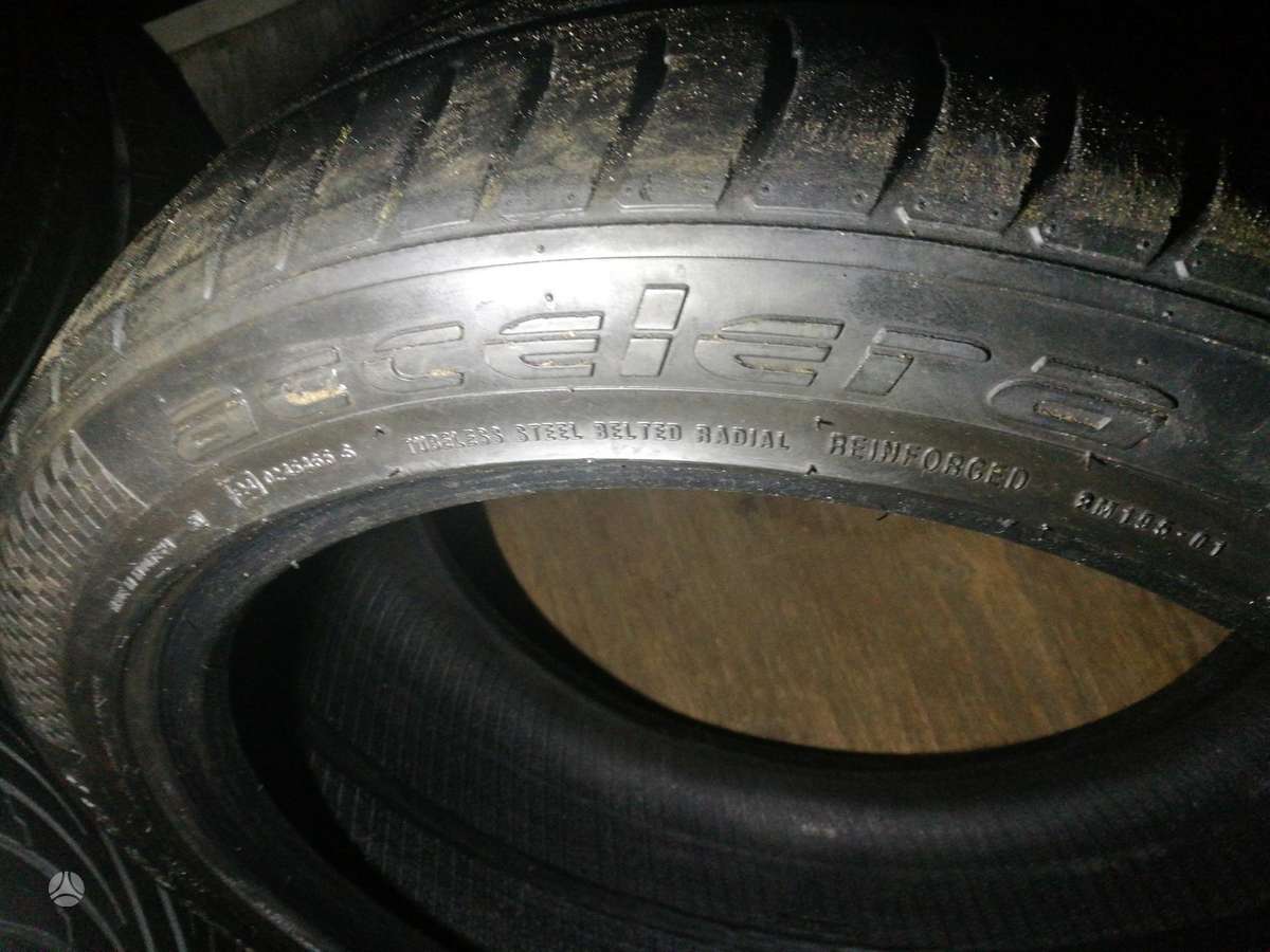 Accelera PHI, vasarinės 255/40 R18