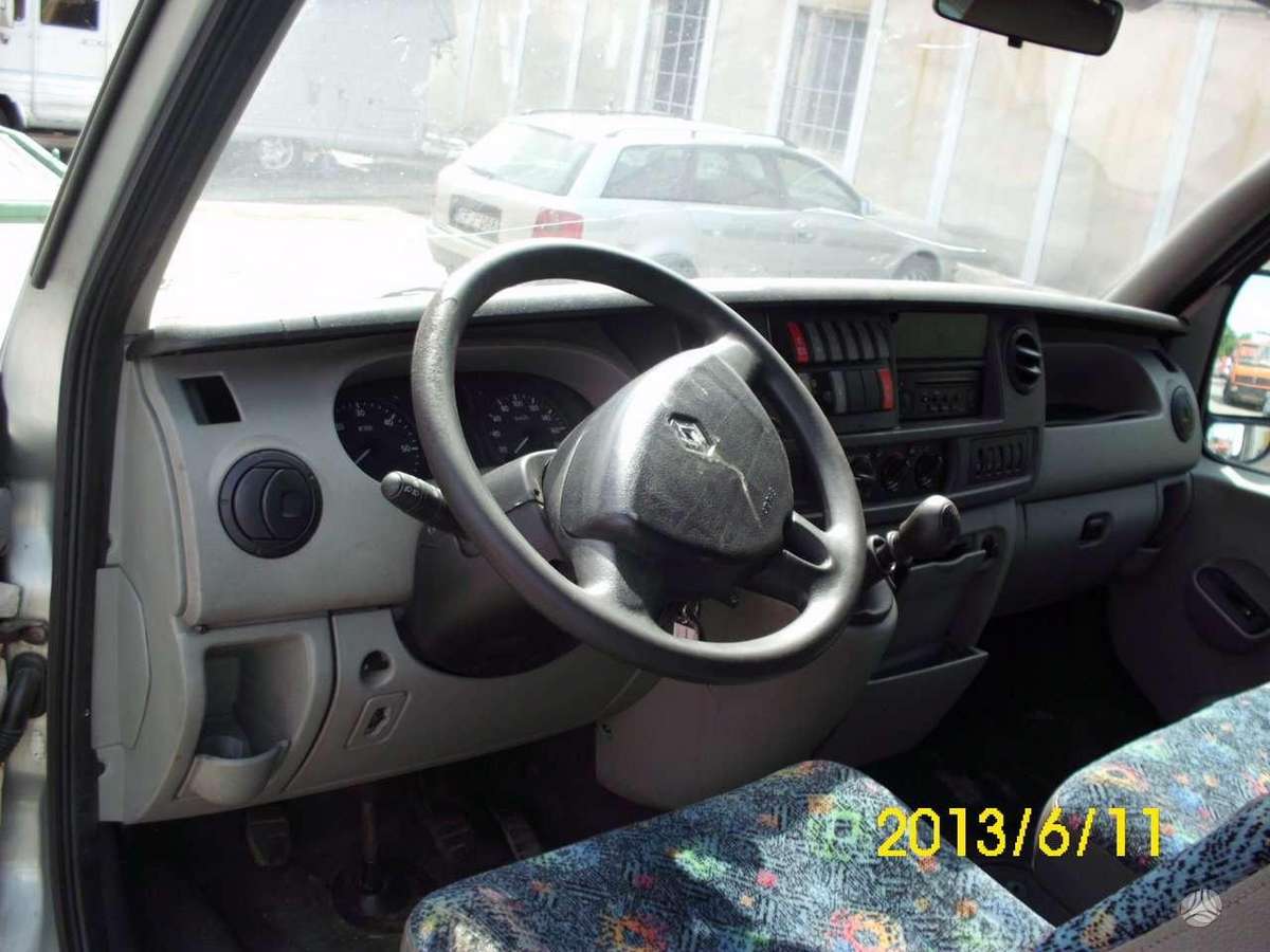 Renault Master, autobusai
