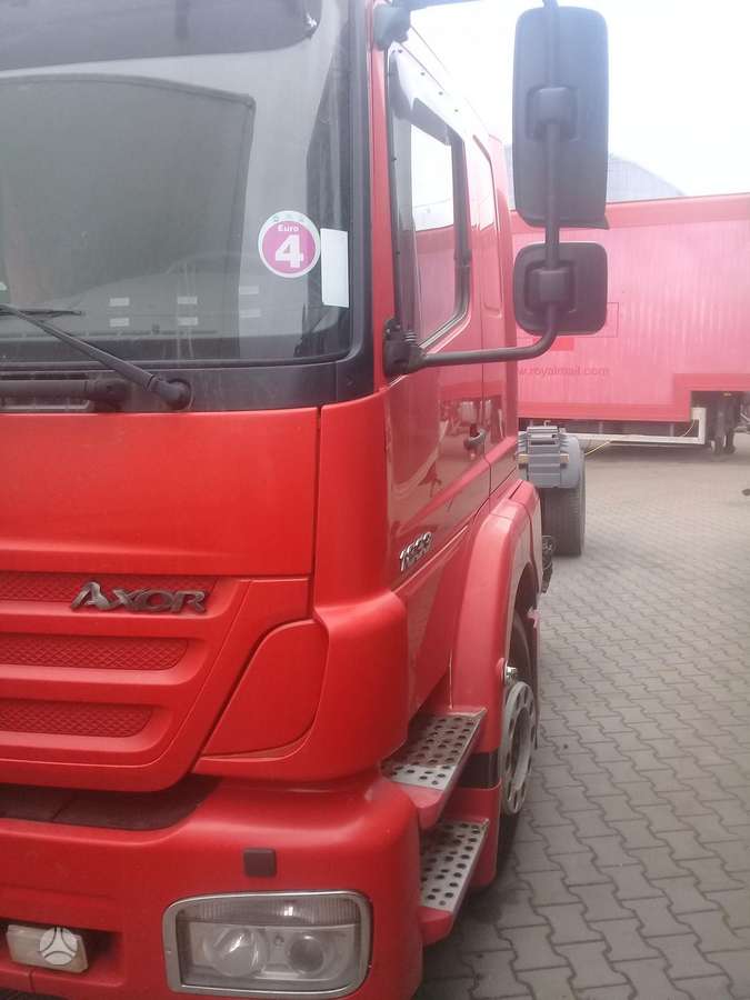 Mercedes-Benz Axor 330, trucks