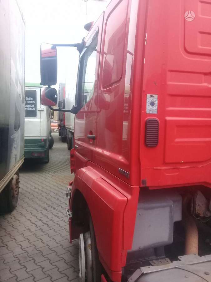 Mercedes-Benz Axor 330, trucks