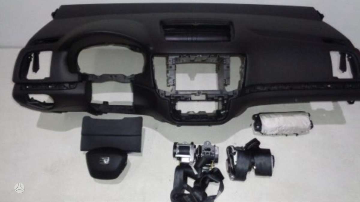 Seat Alhambra salono detalės