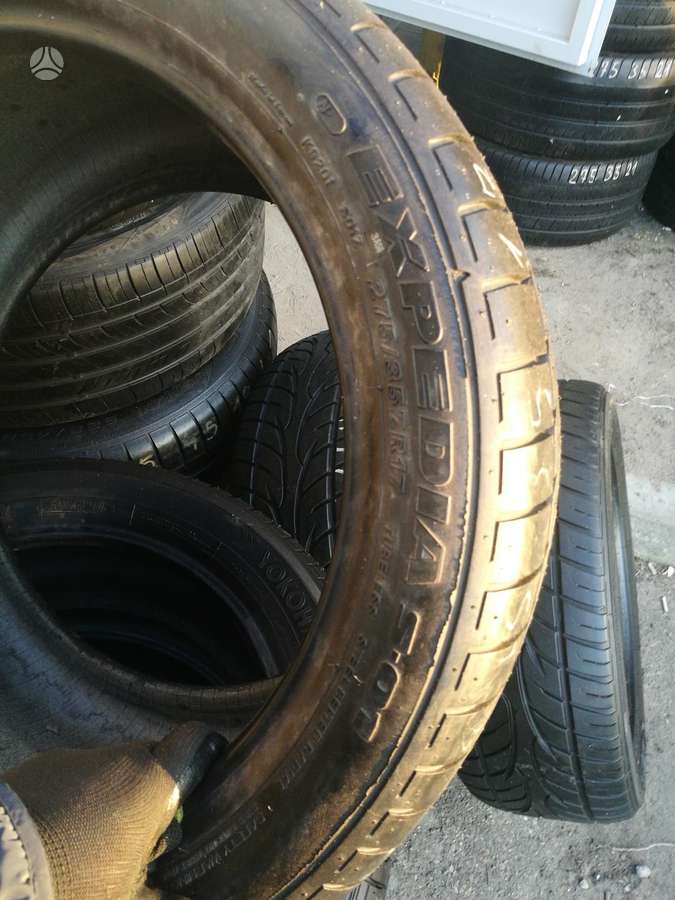 Pirelli EXPEDIA S-01, summer 275/35 R17