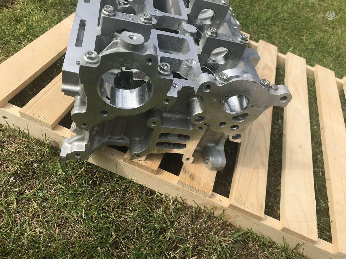 Ford Focus ST, R9DA, детали двигателя