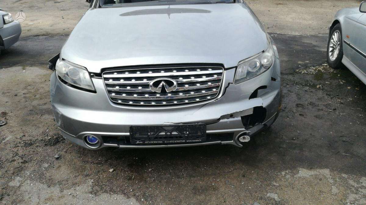 Infiniti FX35