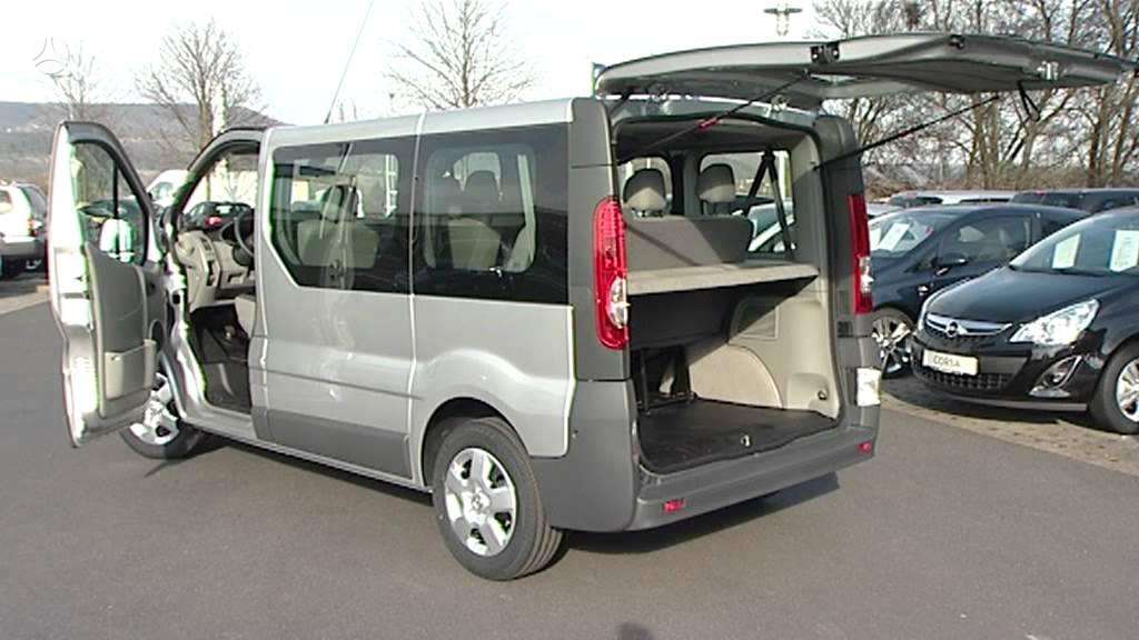 Opel Vivaro, passenger vans
