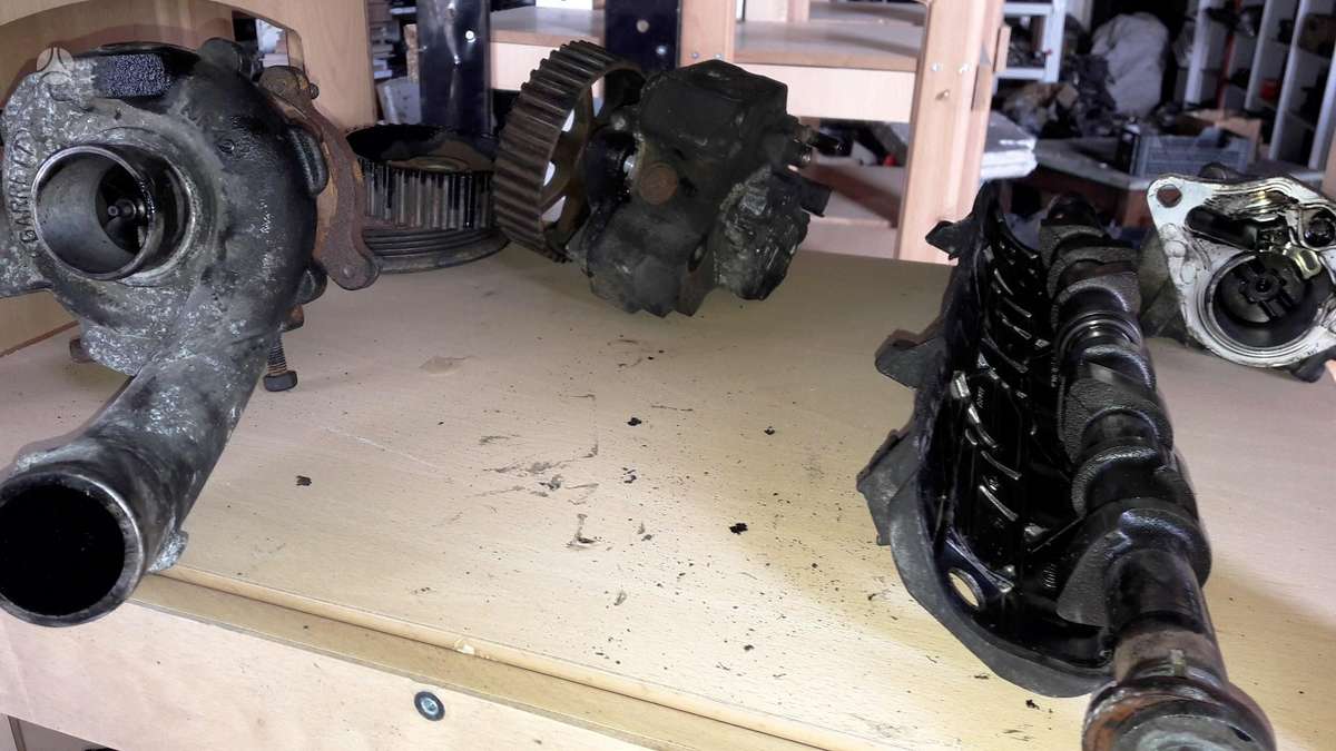 Renault Trafic, F9Q, dzinēja detaļas