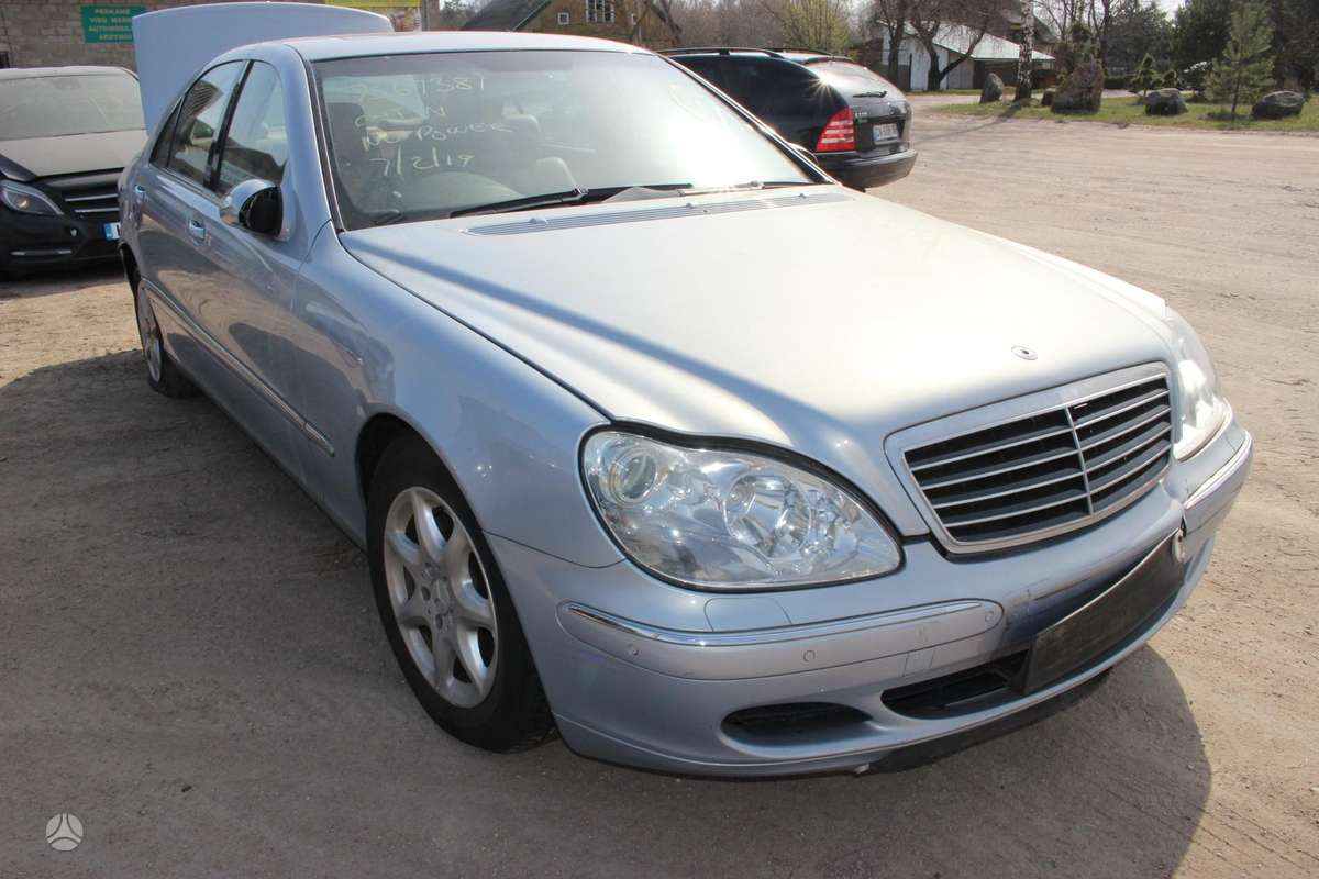 Mercedes-Benz S320 по частям