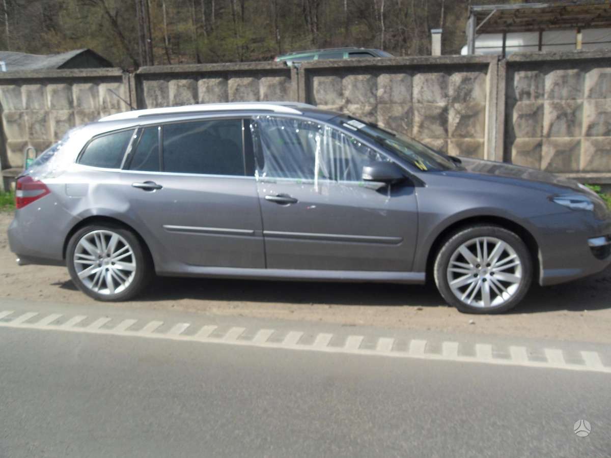 Renault Laguna for parts