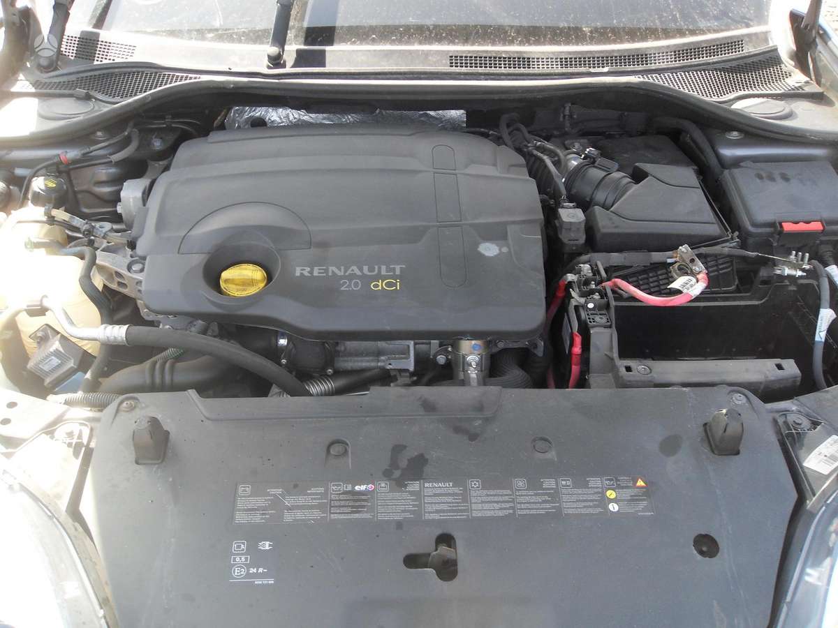 Renault Laguna for parts