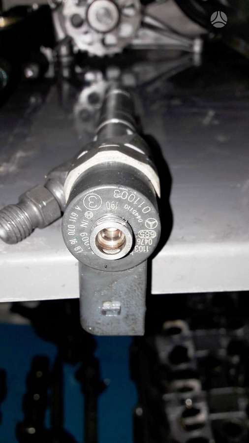 Mercedes-Benz Sprinter, OM 611 981, engine parts