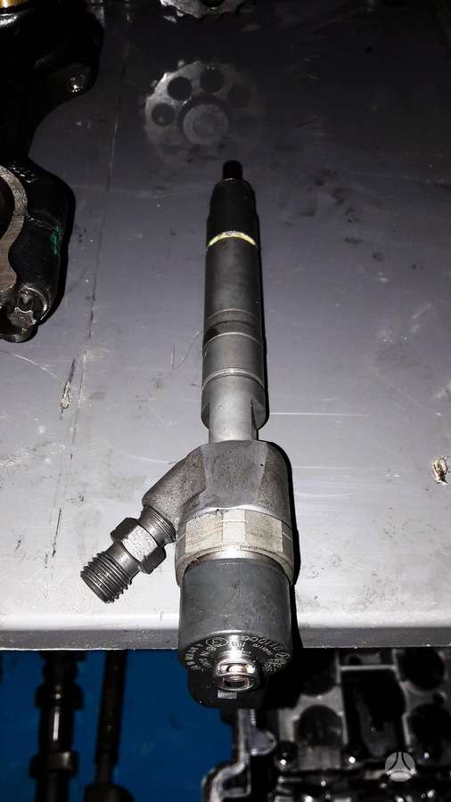 Mercedes-Benz Sprinter, OM 611 981, engine parts