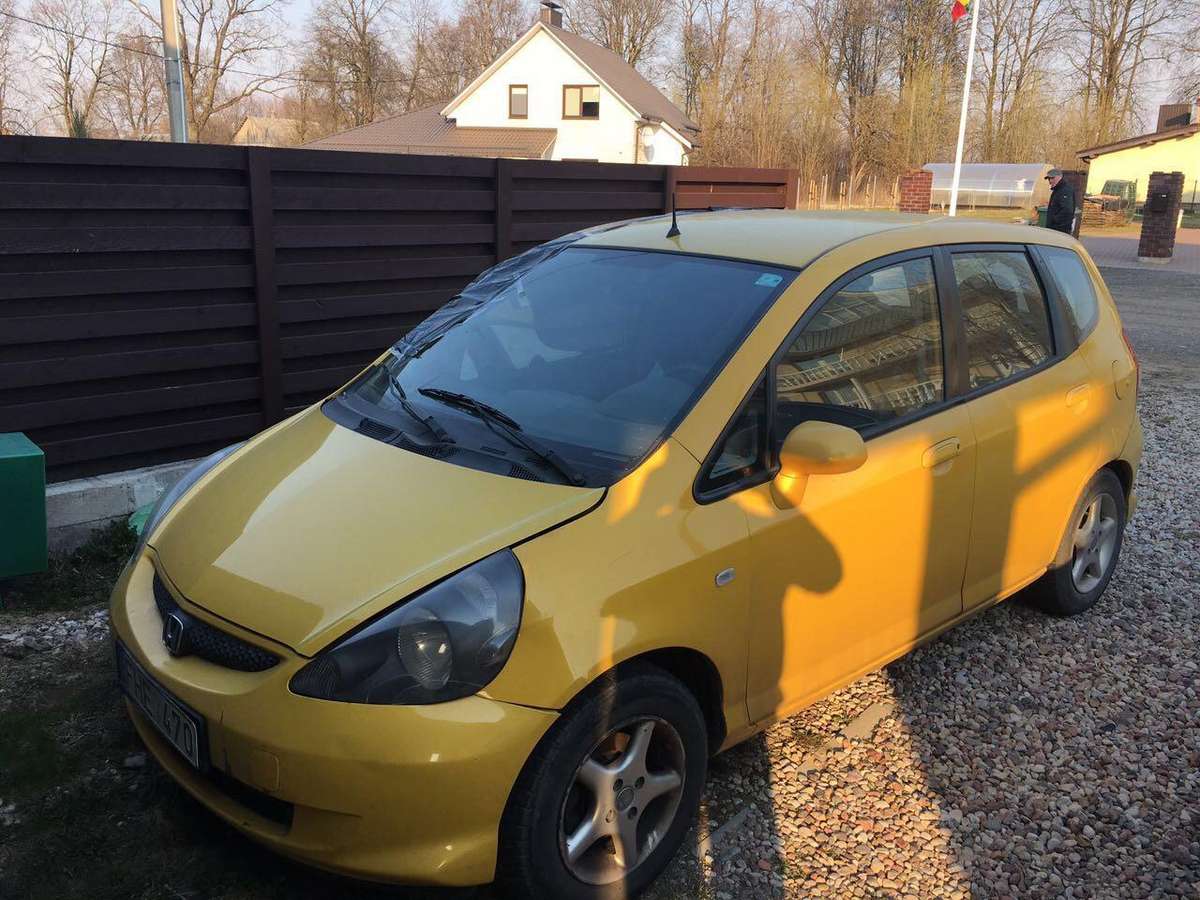 Honda Jazz dalimis