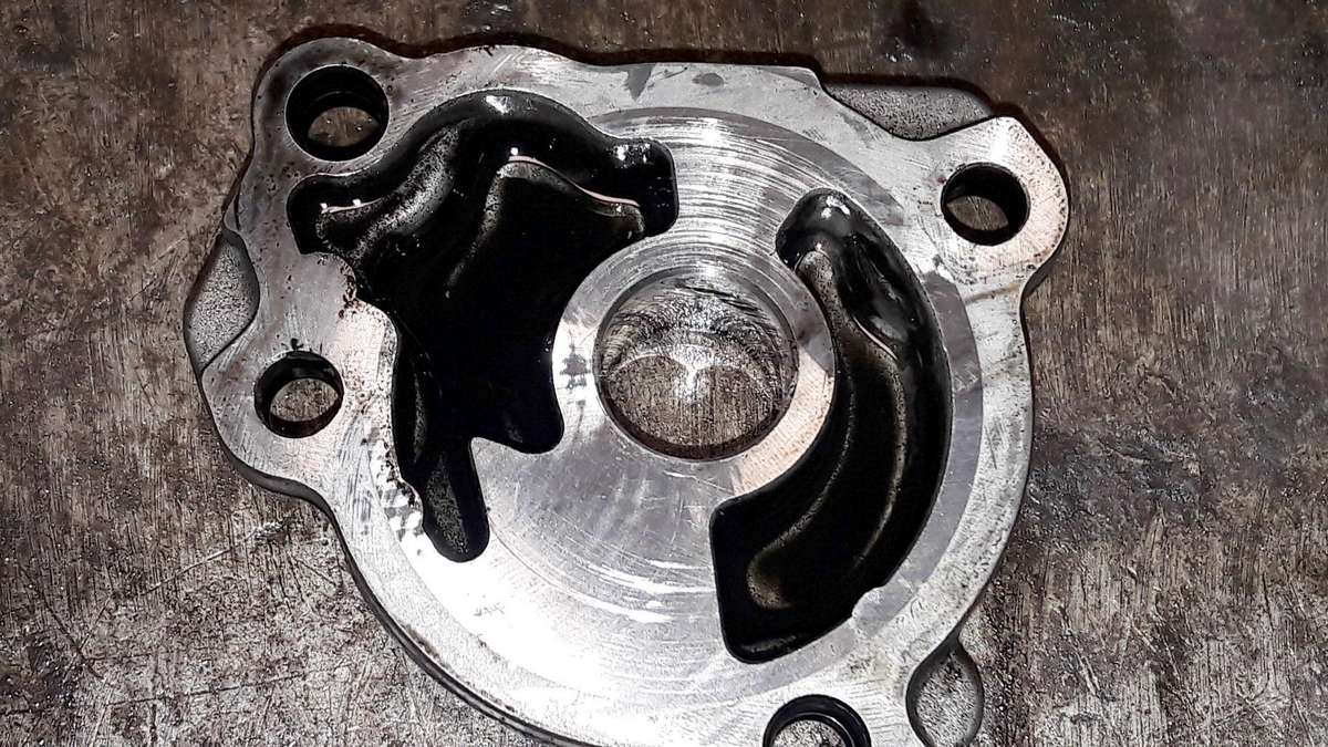 BMW X5, M57 7789838, engine parts