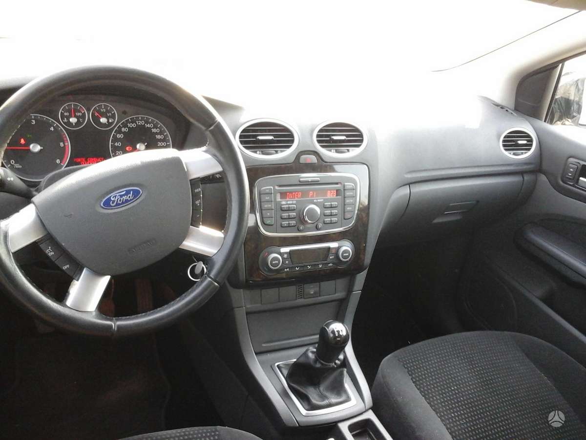 Ford Focus по частям