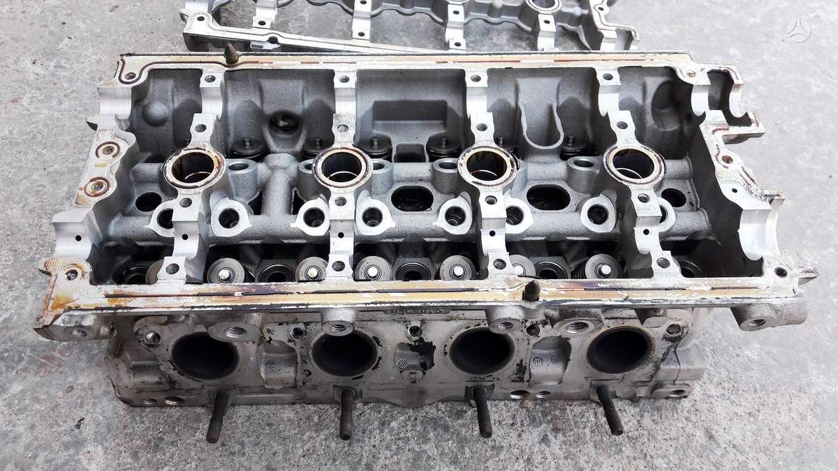 Audi A6, CDN 06F103373A, dzinēja detaļas