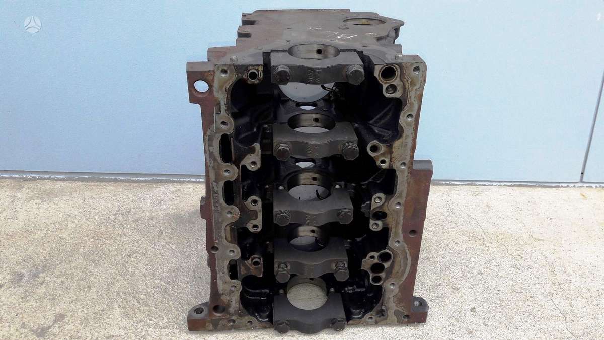 Volkswagen Golf, BWA BWE BPJ 06F103021D, variklio detalės