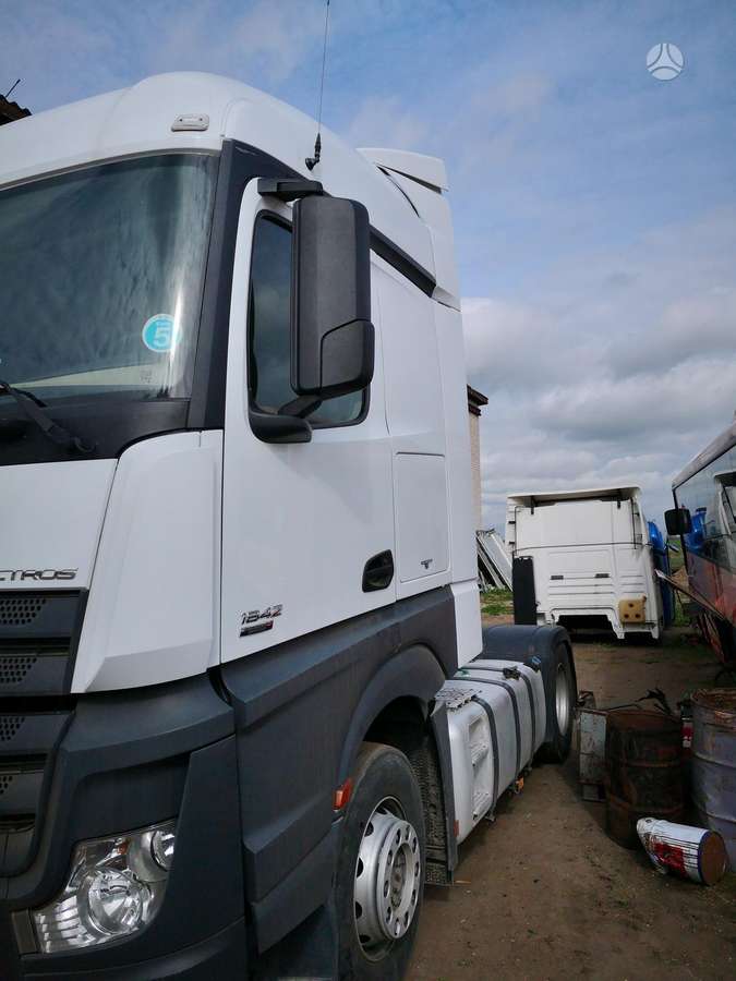 Mercedes-Benz Actros, тягачи