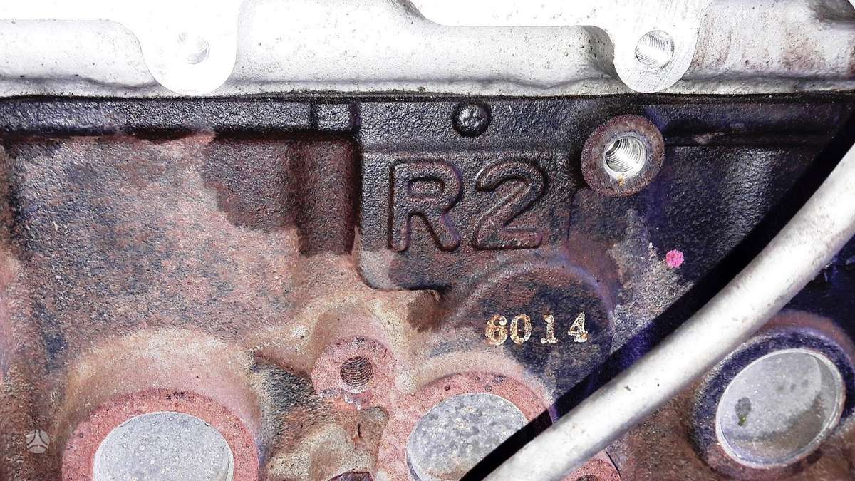 Mazda 3, R2AA MZR-CD, dzinēja detaļas