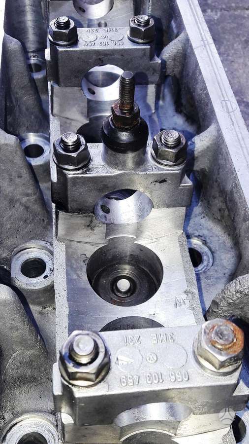Volkswagen Caddy, ABL AEF 028103374, variklio galvutė