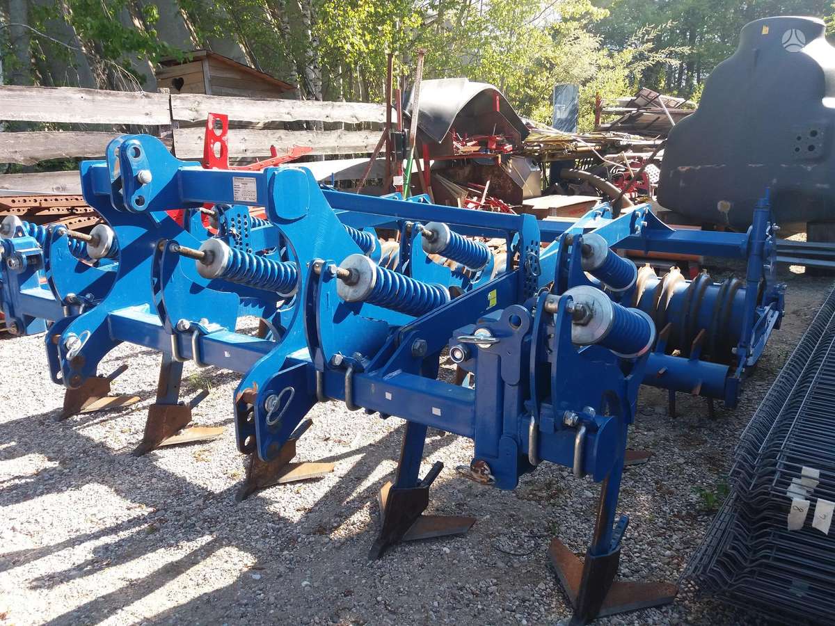 -Kita- Rolmako U 638, kultivatoriai,akėčios