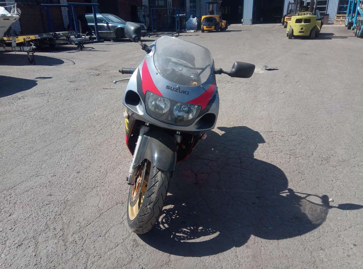 Suzuki GSX-R, спортбайки / superbikes