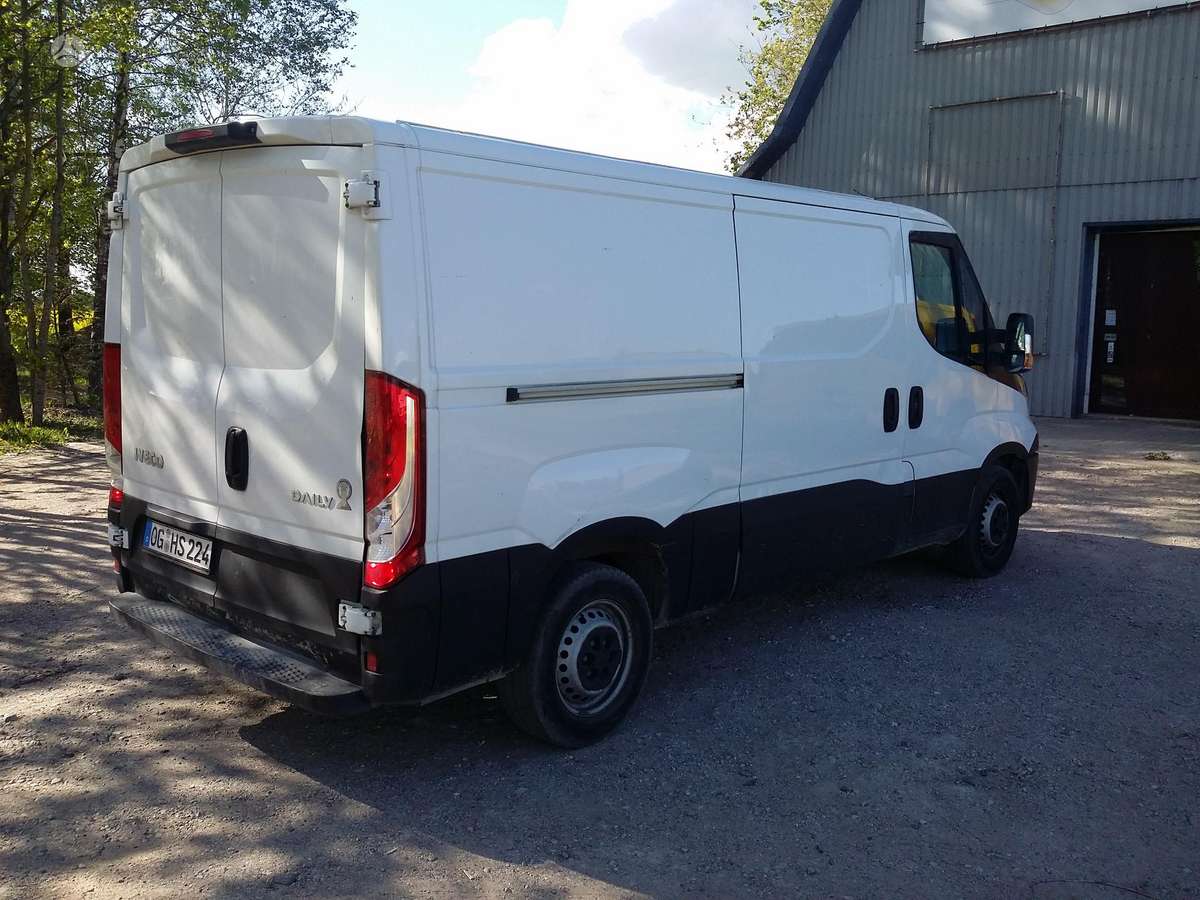 Iveco DAILY, krovininiai mikroautobusai
