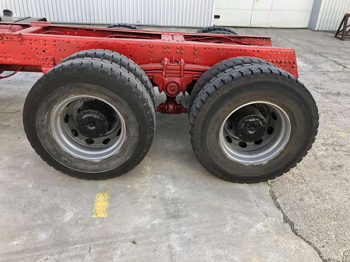 Iveco Eurotech 44E400, cab-chassis trucks