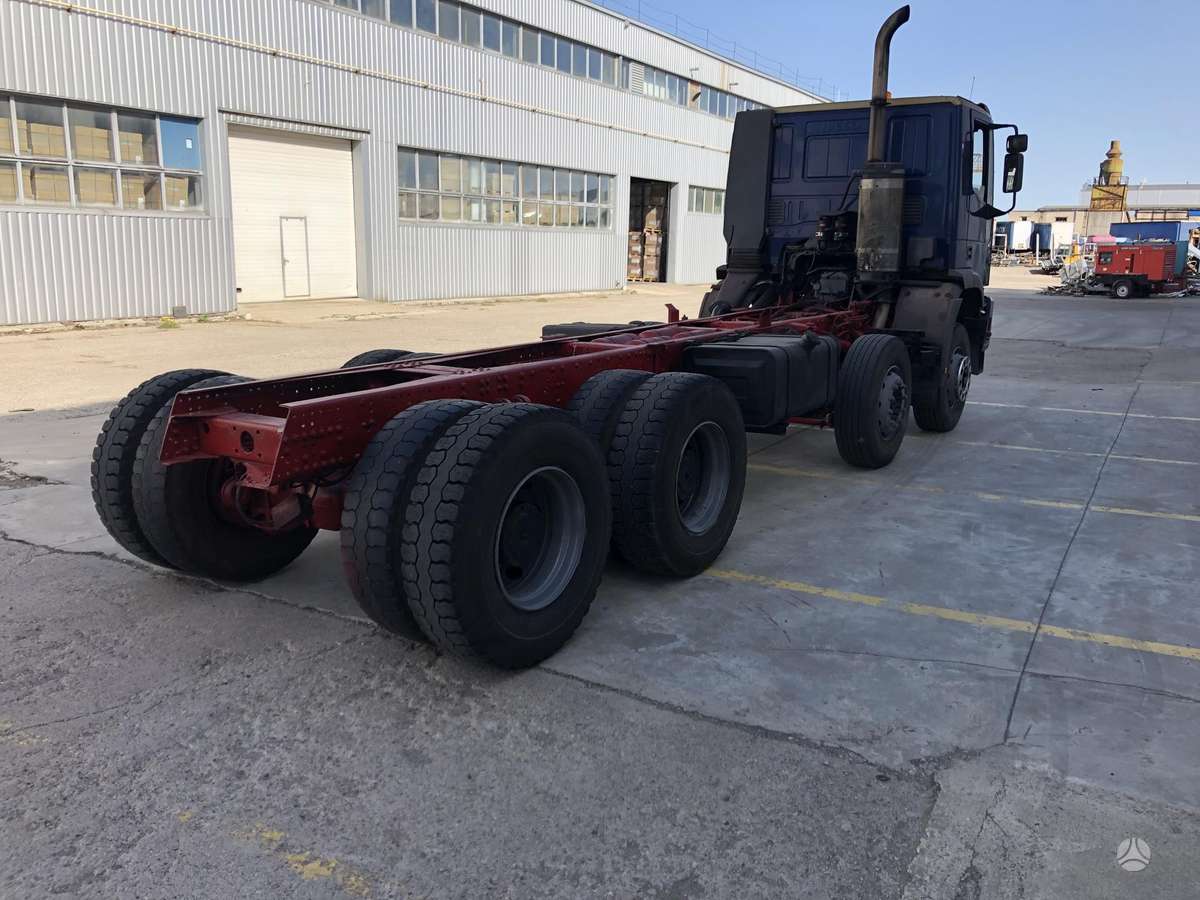 Iveco Eurotech 44E400, шасси