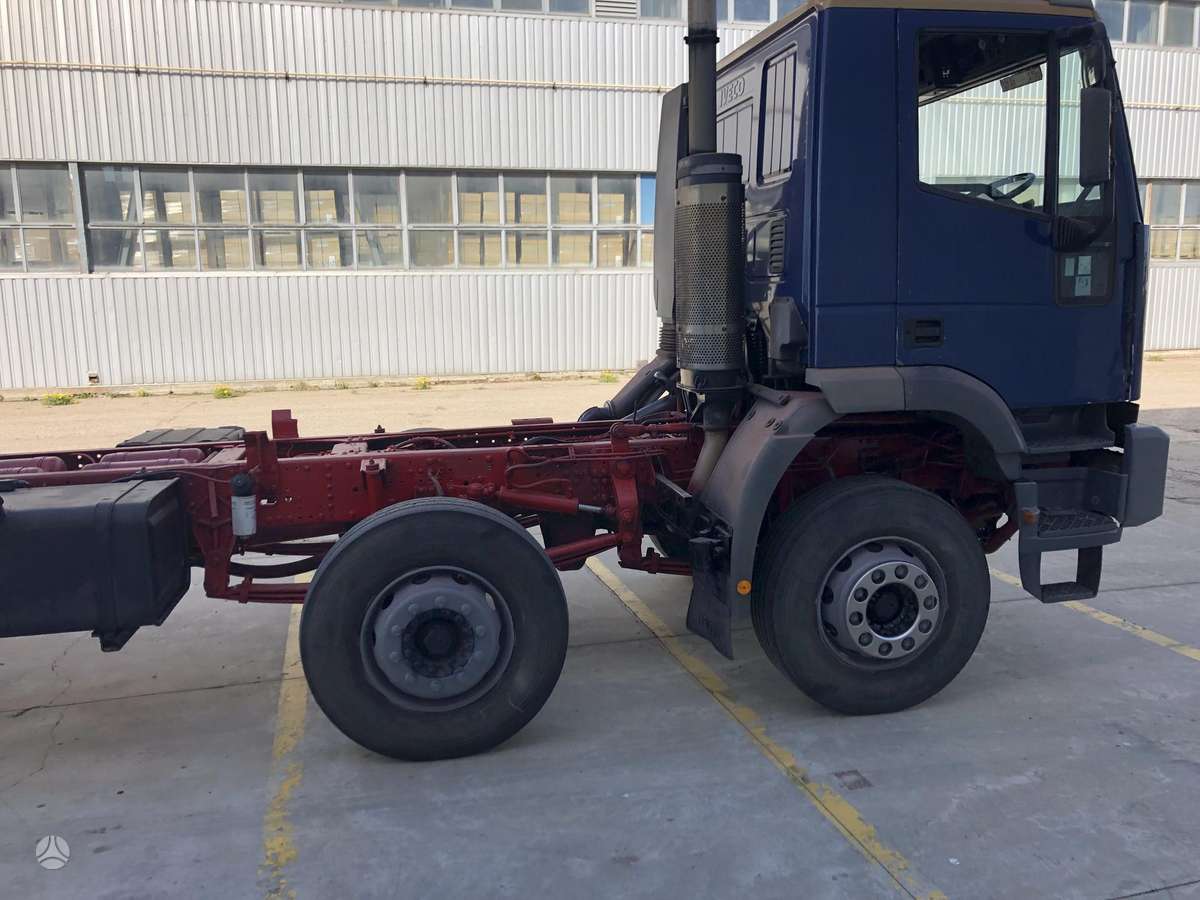 Iveco Eurotech 44E400, cab-chassis trucks