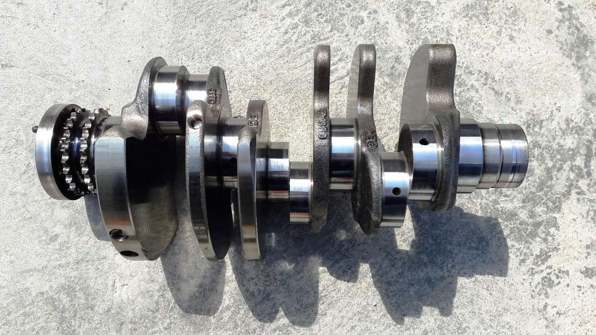 Audi A6, BMK, детали двигателя