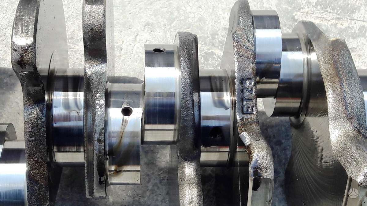 Audi A6, BMK, variklio detalės