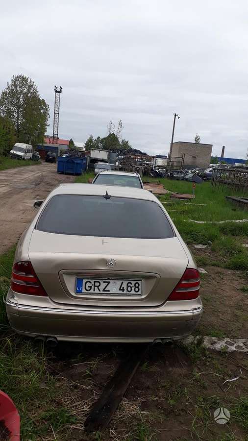 Mercedes-Benz S320 Dalimis
