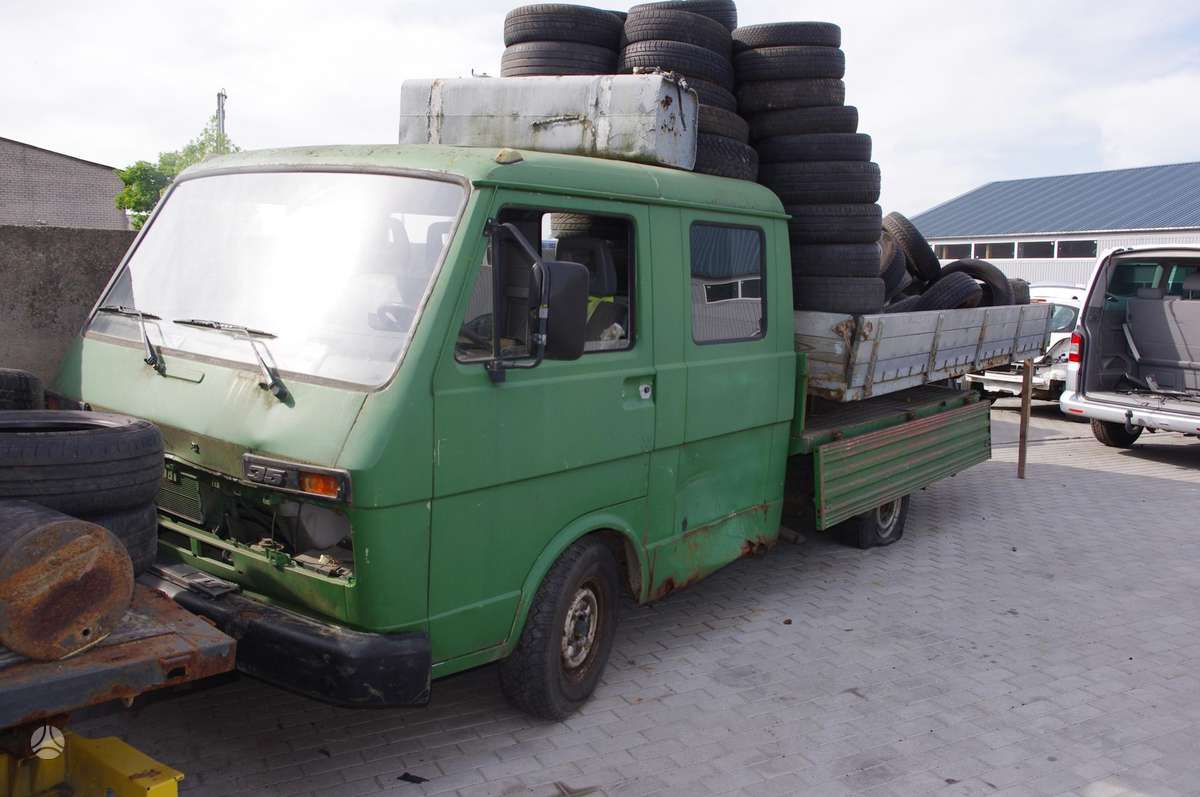 Volkswagen LT, preču
