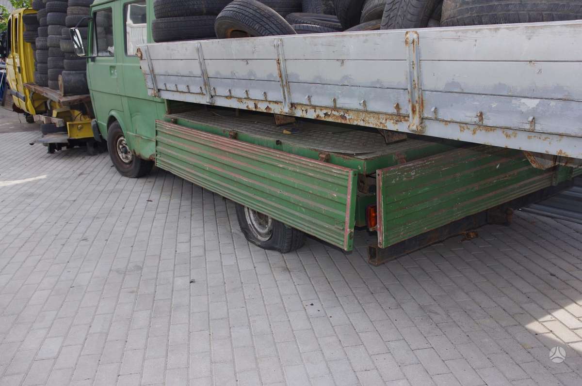 Volkswagen LT, preču