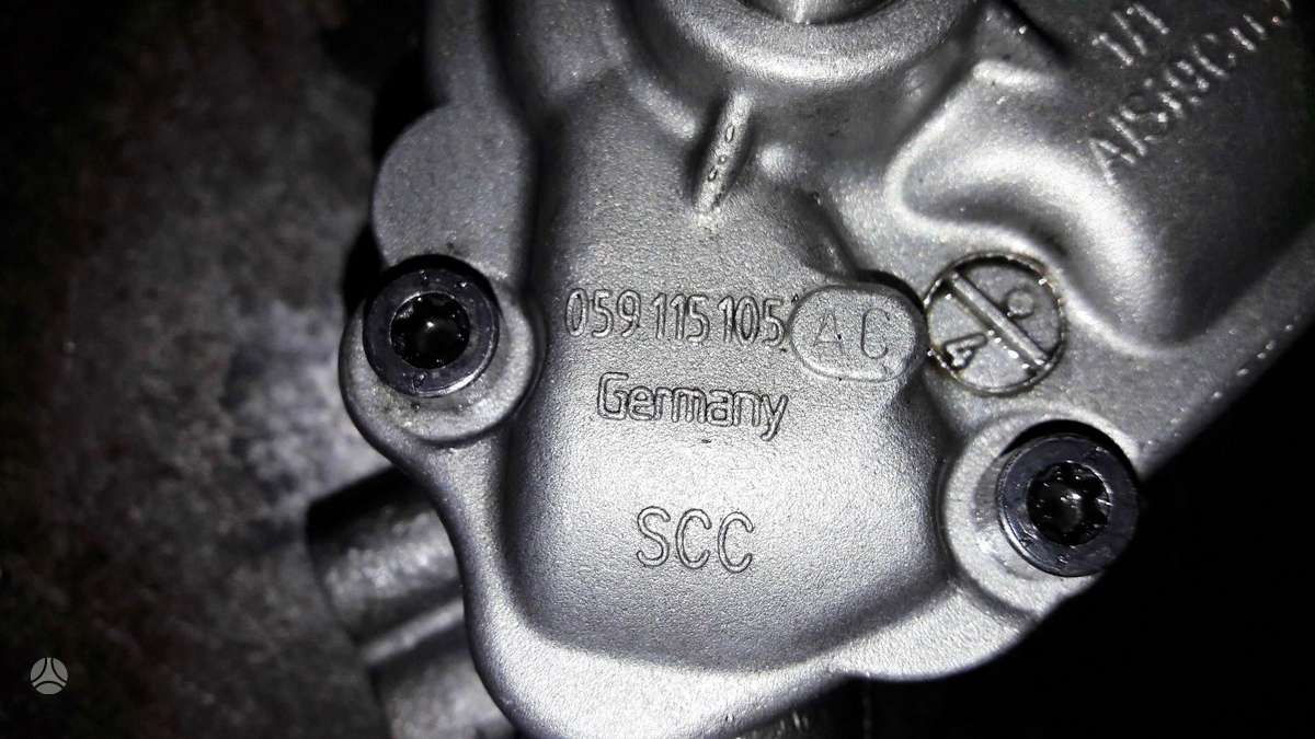 Audi A8, 059115105, dzinēja detaļas
